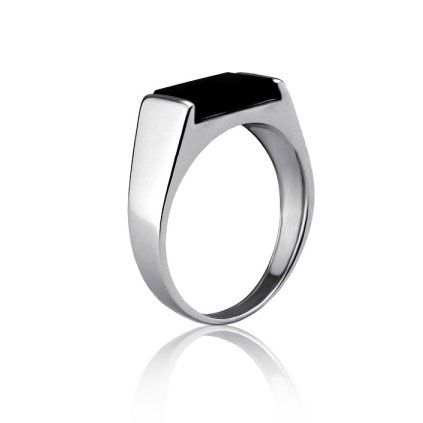 Stříbrný prsten s Onyxem